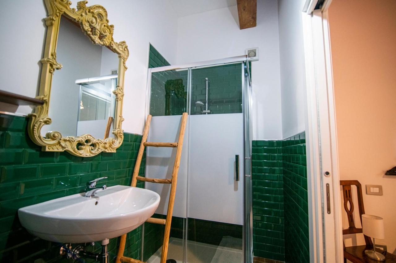 Redmood Guesthouse Barletta Bagian luar foto